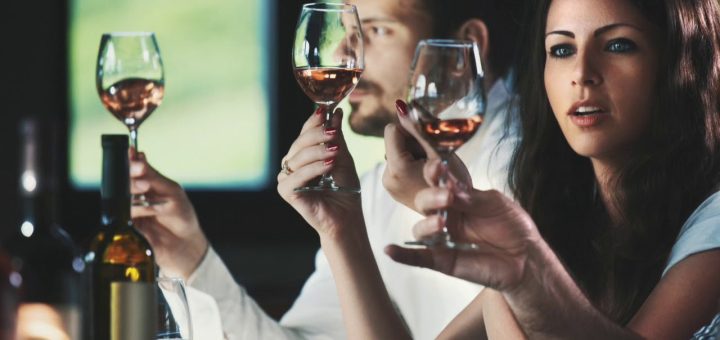 Aprende sobre la industria vinícola: Consejos para disfrutar de los vinos portugueses